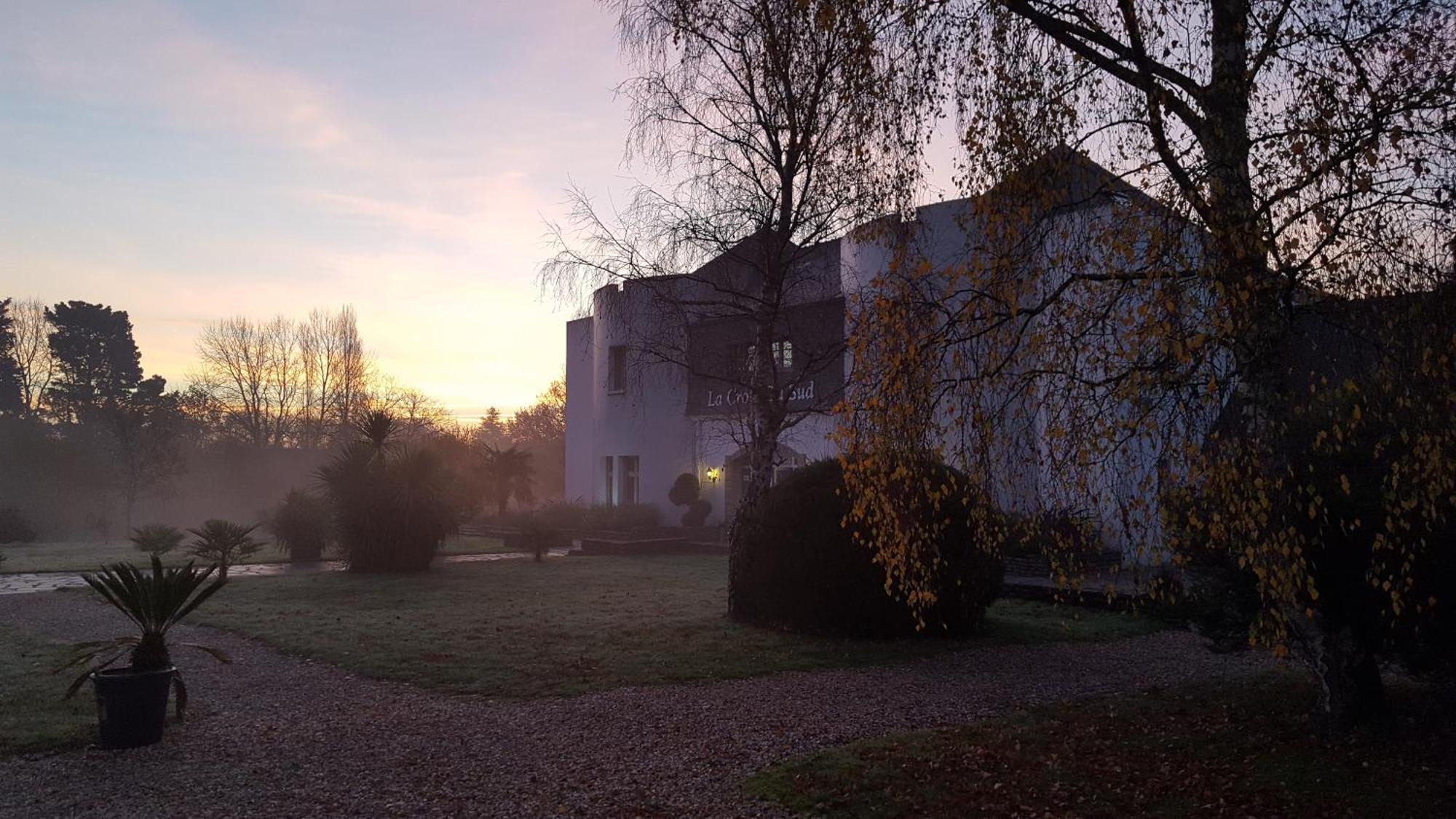 Hotel Logis La Croix Du Sud